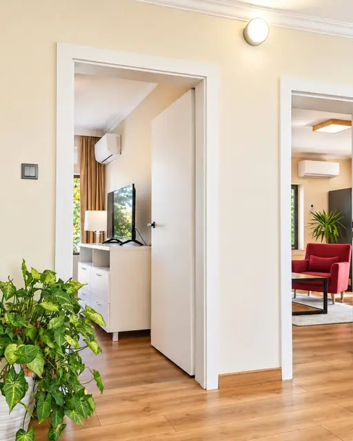 Entrance hall to the living room, Sunny Balcony